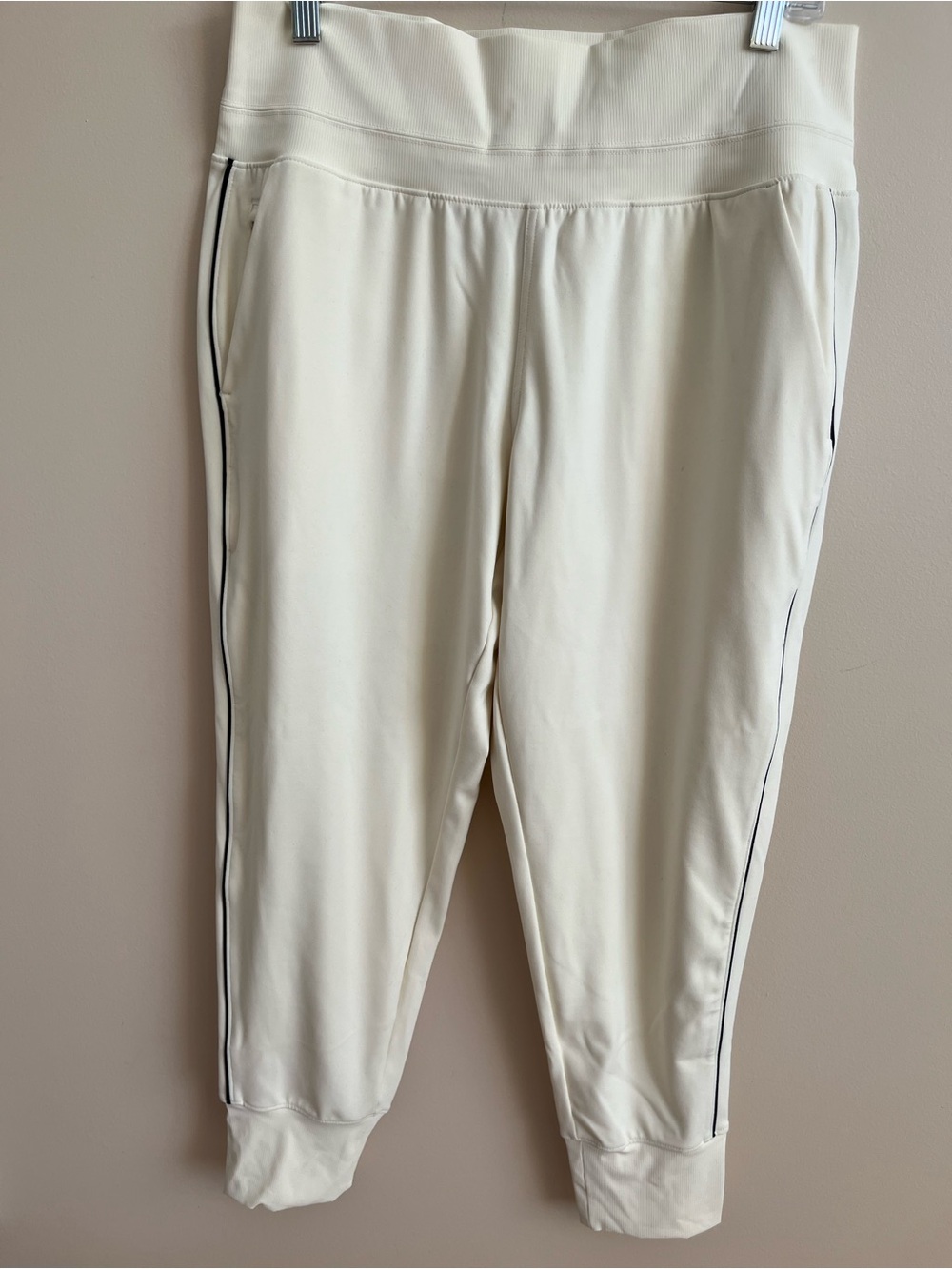 NWT-Athleta Venice Track Stripe Jogger, Large Petite